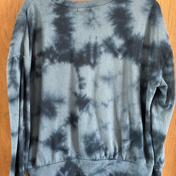 Soft, comfy grey sweatshirt - Picture 2 of 2